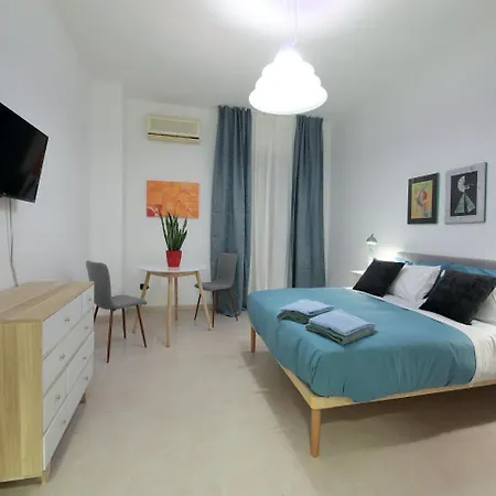 City Hub _ Locazione Turistica Pensiune Bari